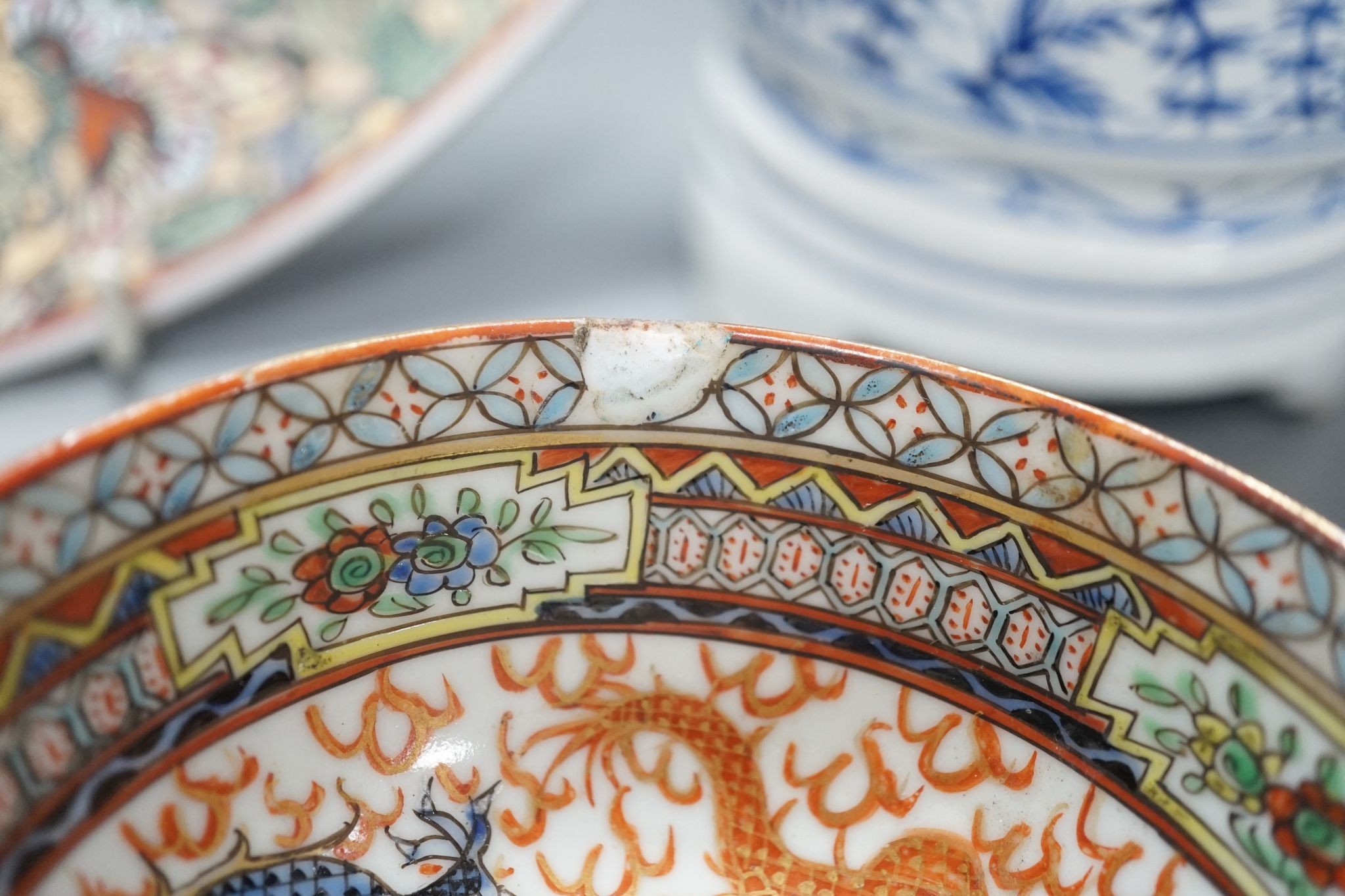 A Chinese brushpot, famille rose dish and a 'dragon' bowl, largest measurement 31cm